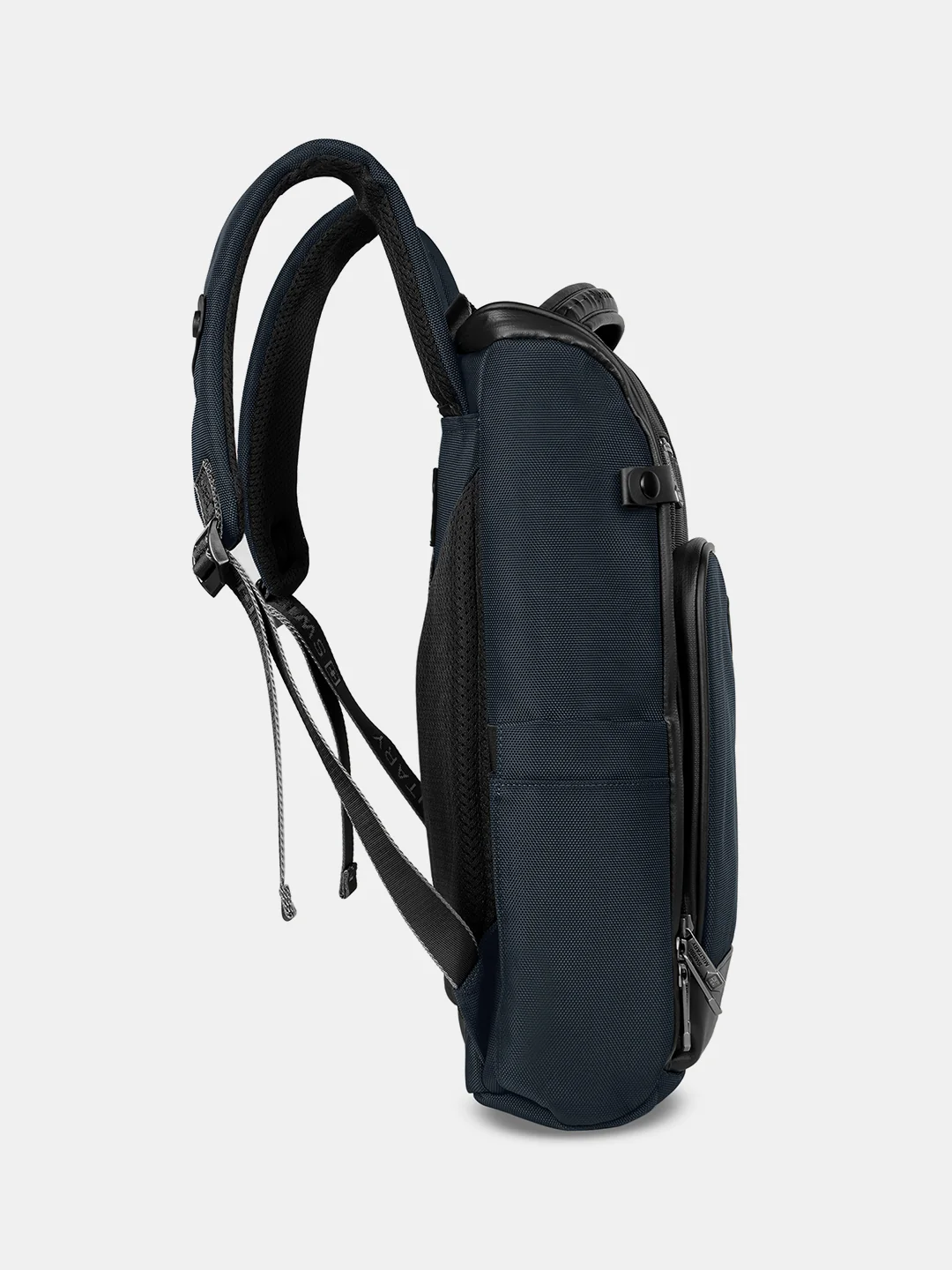 Aspen 15.4 Inch Laptop Backpack with Type-C Port 16L | LBP138 - Image 27