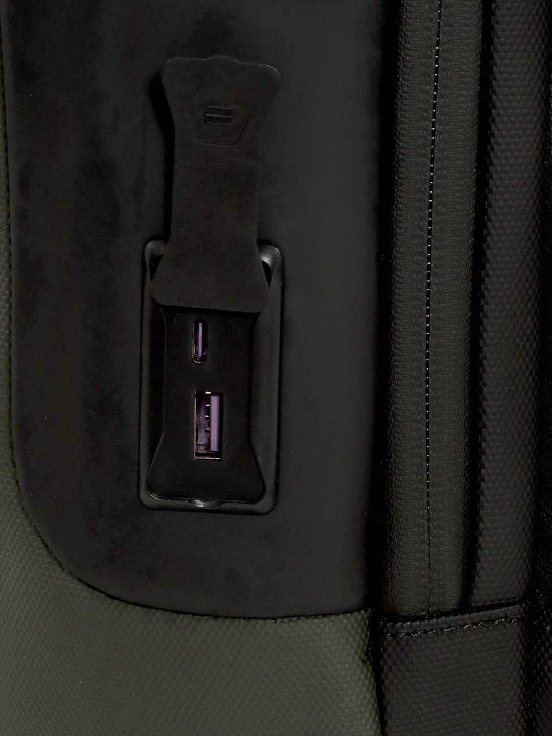 Luke 15.6" Laptop Backpack with USB Type-C Charging & TSA Lock, 23L | LBP143 - Image 15
