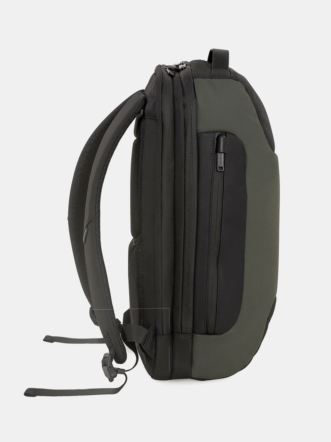 Luke 15.6" Laptop Backpack with USB Type-C Charging & TSA Lock, 23L | LBP143 - Image 9