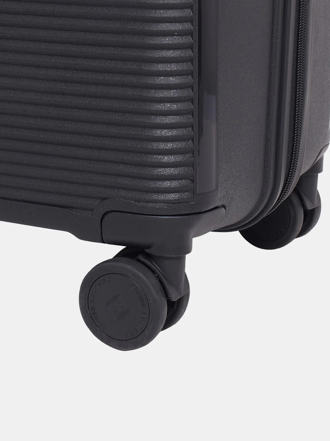 Maze Hard Top Trolley With TSA Lock, 360° Wheels - Image 47