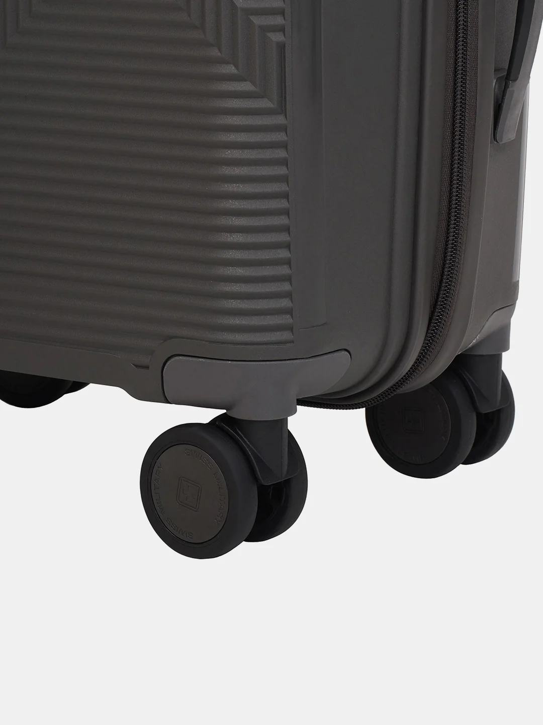Maze Hard Top Trolley With TSA Lock, 360° Wheels - Image 57
