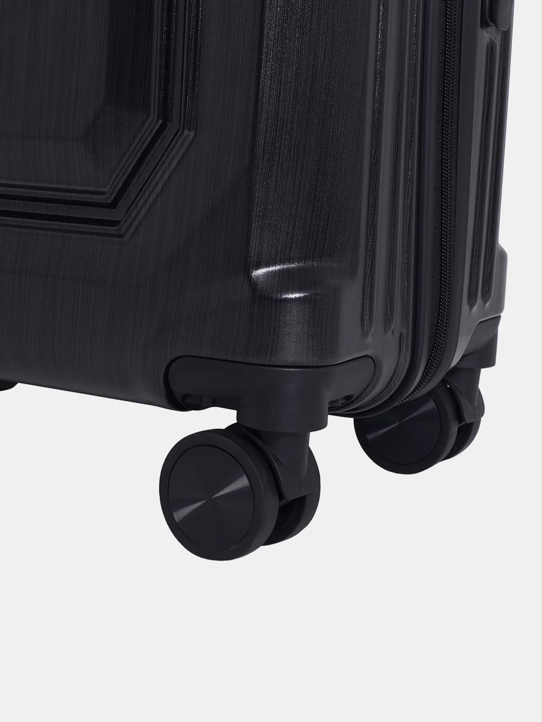 Sapphire Hard Top Trolley Luggage - Image 133