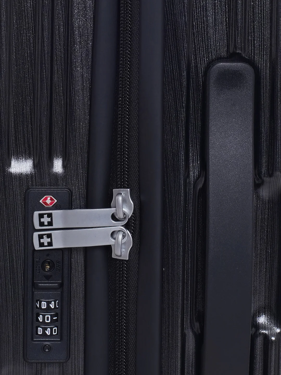 Sapphire Hard Top Trolley Luggage - Image 42